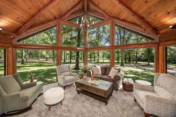 7 Acres of Land with Home for Sale in Nacogdoches, Texas