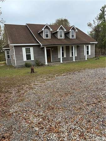 10 Acres of Land with Home for Sale in Waynesville, Georgia