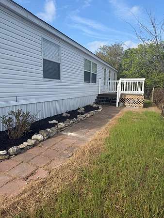 5.6 Acres of Land with Home for Sale in Kerrville, Texas
