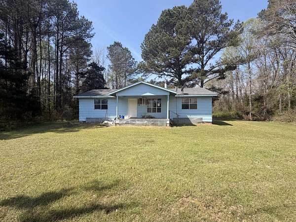 5.3 Acres of Land with Home for Sale in Louisville, Mississippi