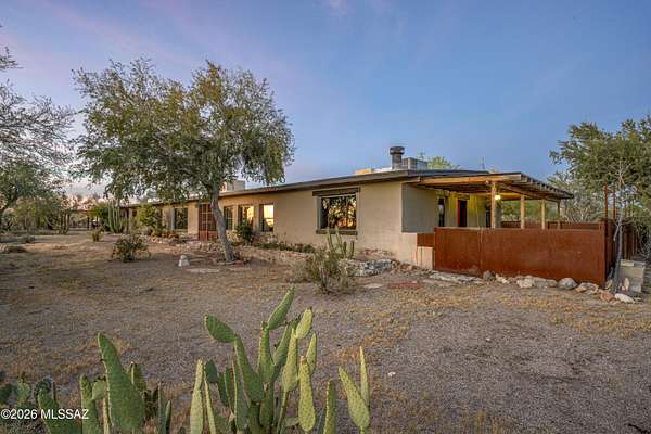 5.86 Acres of Land with Home for Sale in Tucson, Arizona