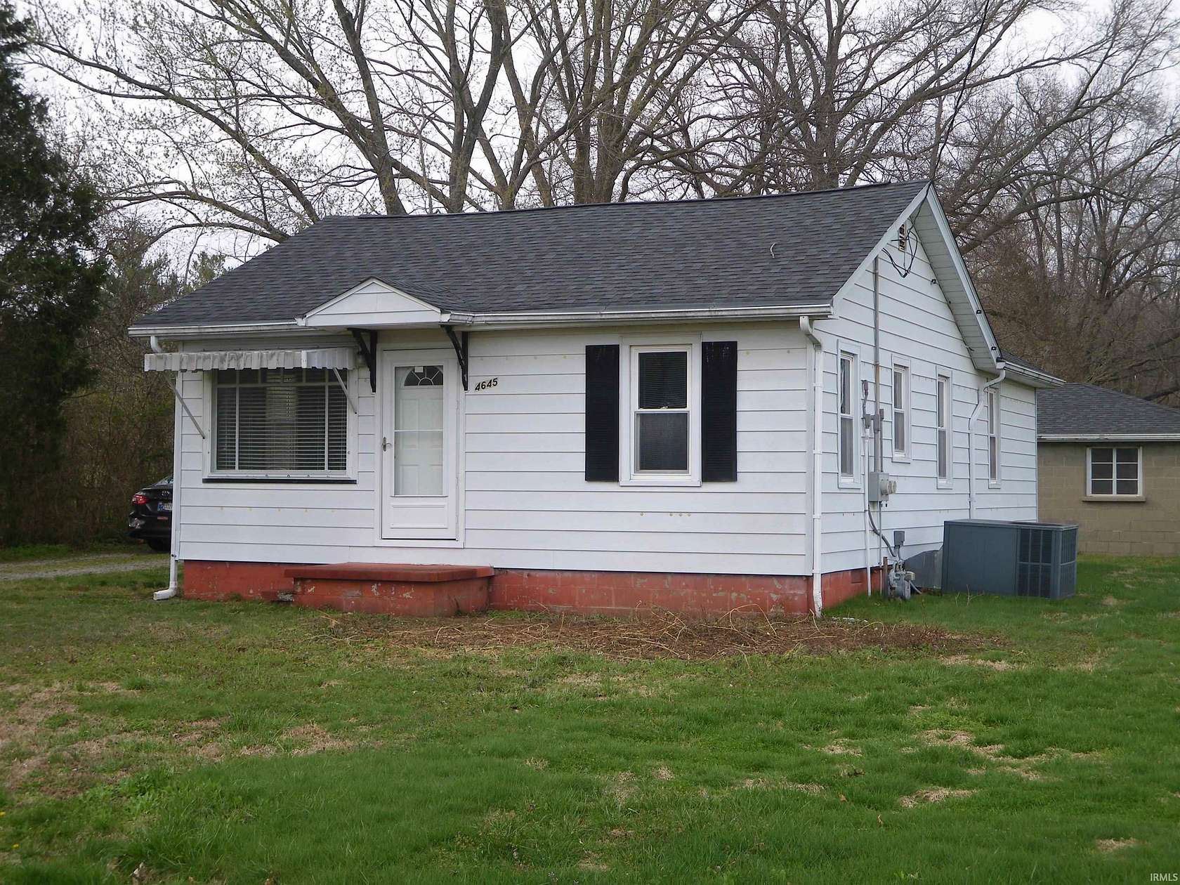 1.9 Acres of Land with Home for Sale in Evansville, Indiana