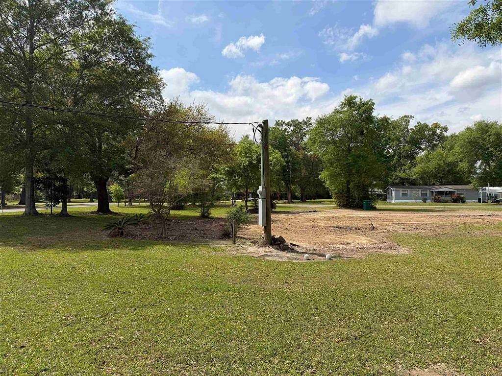1 Acre of Residential Land for Sale in Sulphur, Louisiana