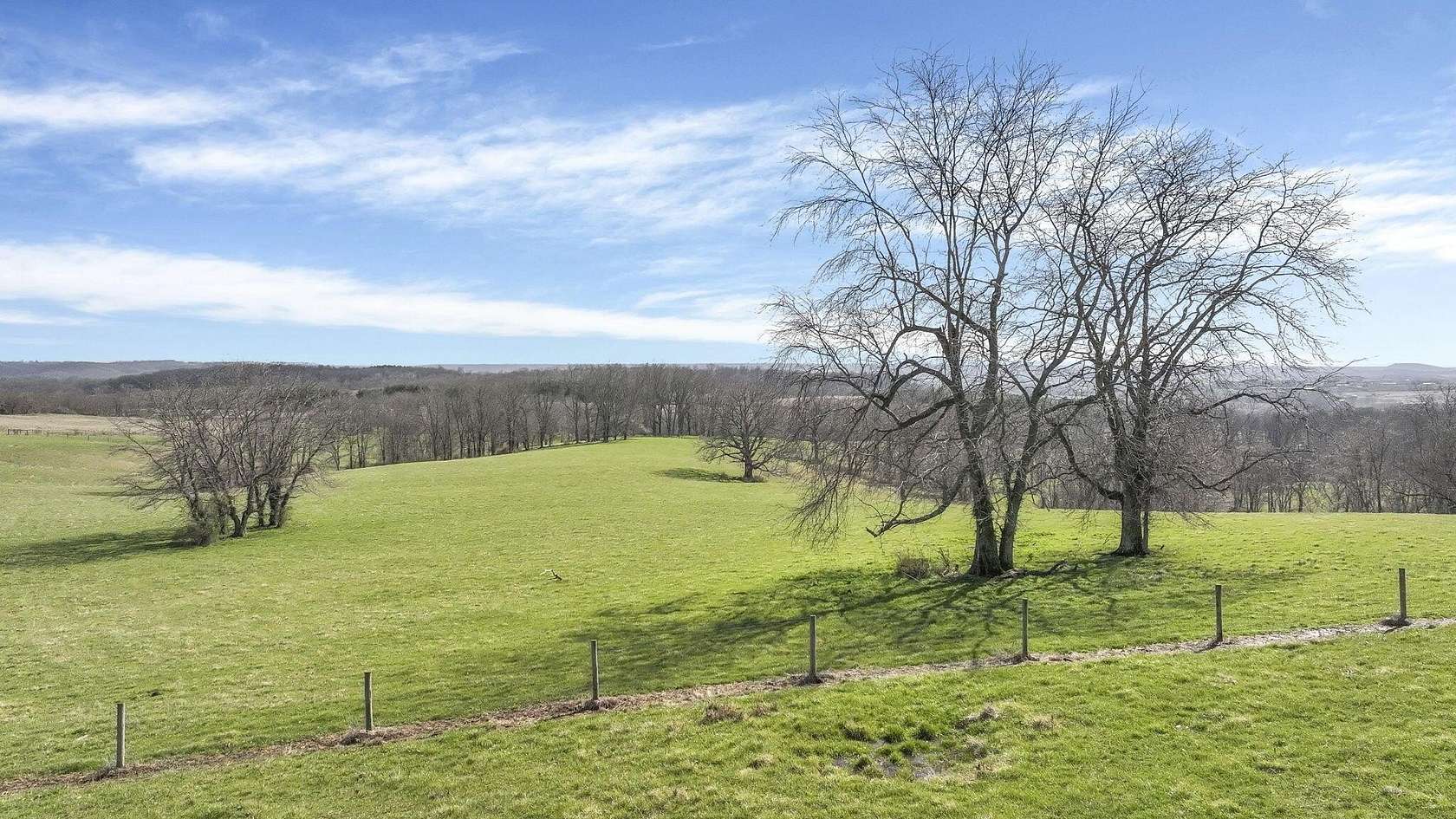 141 Acres of Land for Sale in Laurelville, Ohio