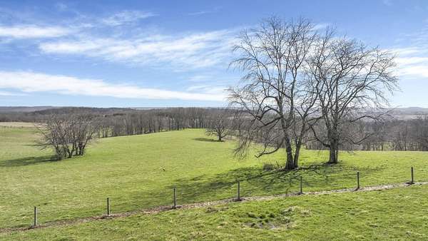 141 Acres of Land for Sale in Laurelville, Ohio