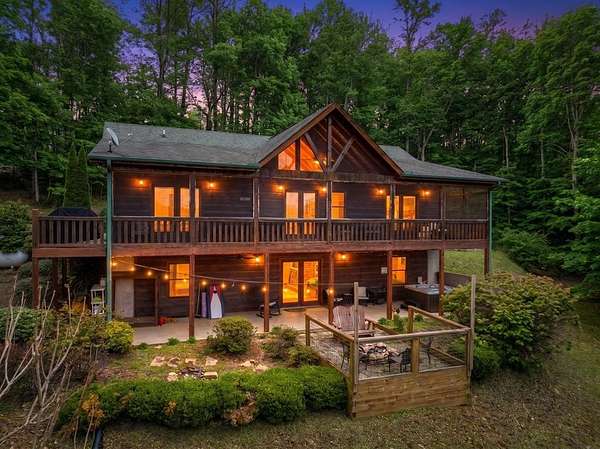 3 Acres of Land with Home for Sale in Blue Ridge, Georgia