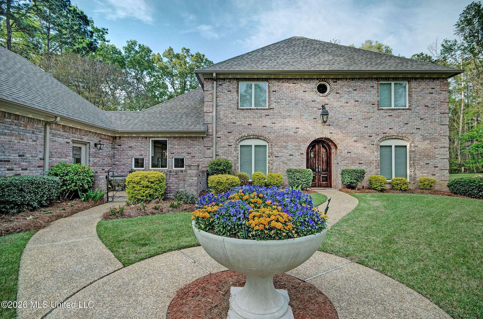 2 Acres of Land with Home for Sale in Brandon, Mississippi