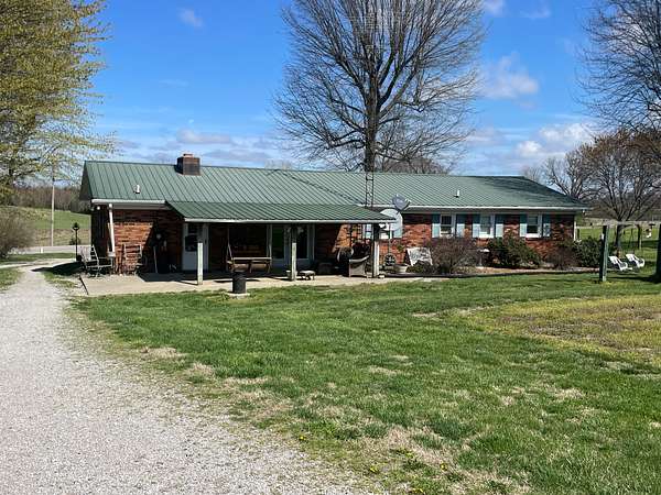 20.2 Acres of Agricultural Land with Home for Sale in Bowling Green, Kentucky
