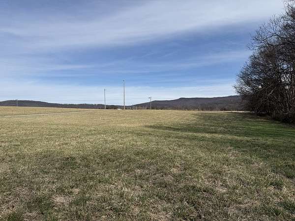1.64 Acres of Residential Land for Sale in McMinnville, Tennessee