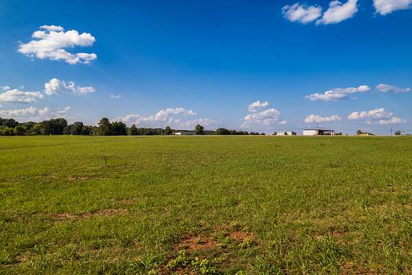 3 Acres of Residential Land for Sale in Elora, Tennessee