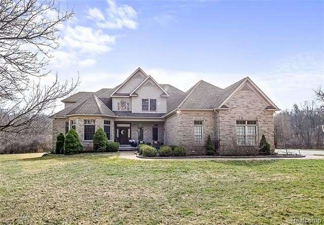 2.5 Acres of Land with Home for Sale in Ypsilanti, Michigan