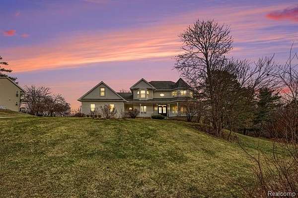 2.23 Acres of Land with Home for Sale in Lake Orion, Michigan