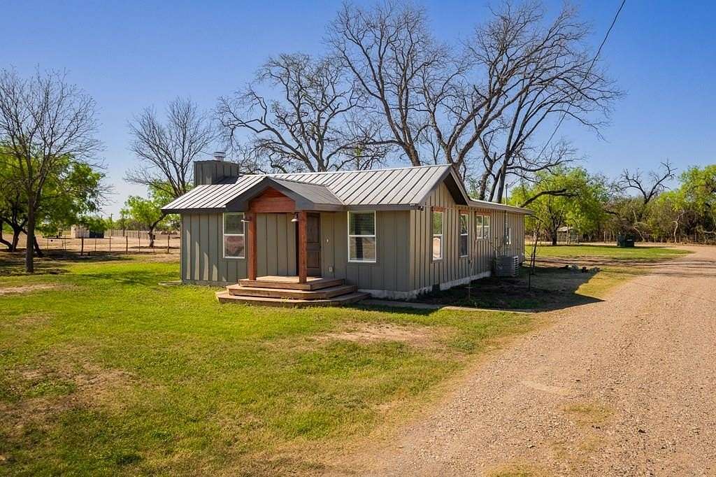 16 Acres of Land with Home for Sale in Quemado, Texas