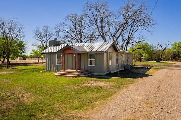 16 Acres of Land with Home for Sale in Quemado, Texas