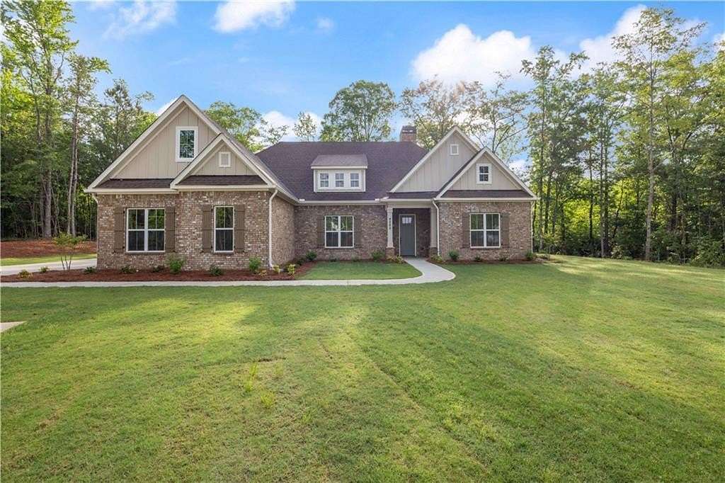 2 Acres of Land with Home for Sale in Opelika, Alabama