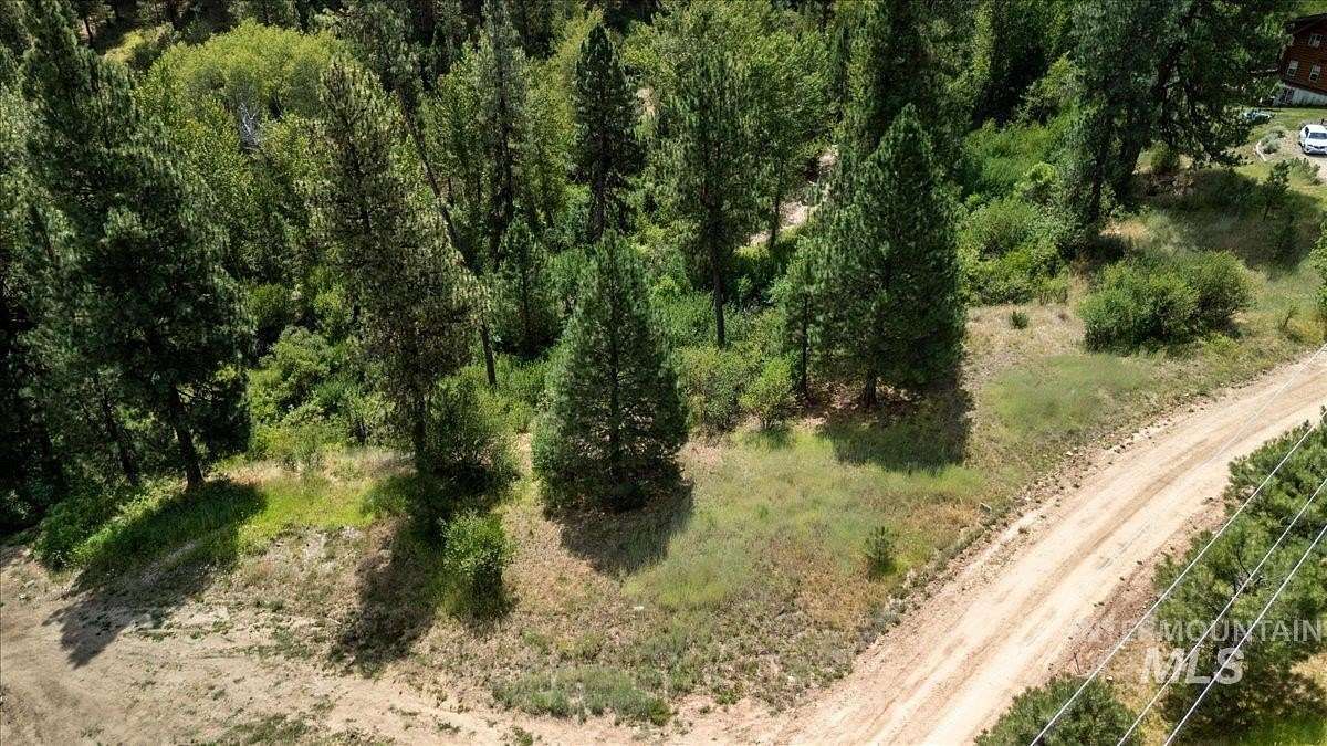 2 Acres of Residential Land for Sale in Garden Valley, Idaho