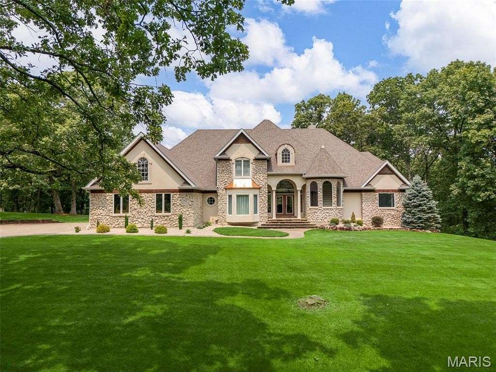 18 Acres of Land with Home for Sale in Foristell, Missouri