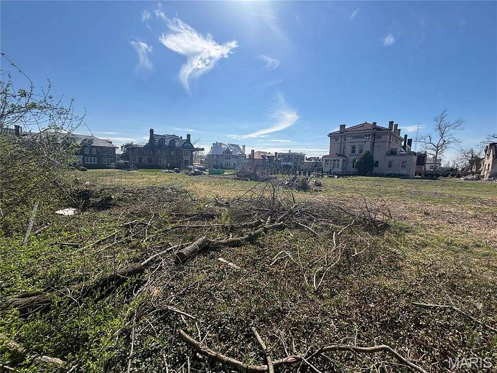 0.51 Acres of Residential Land for Sale in St. Louis, Missouri