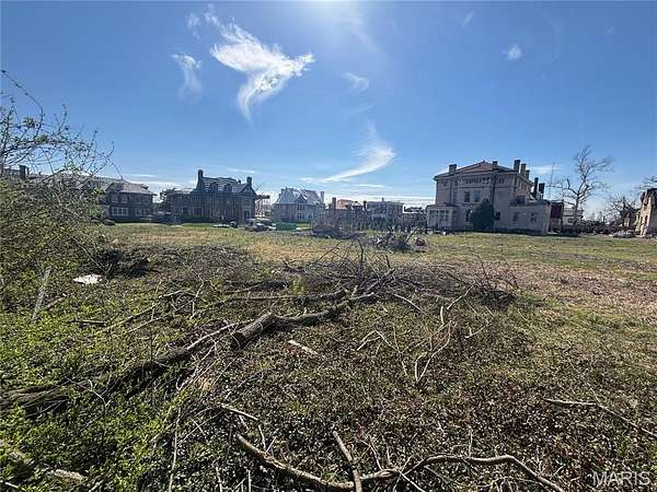 0.51 Acres of Residential Land for Sale in St. Louis, Missouri