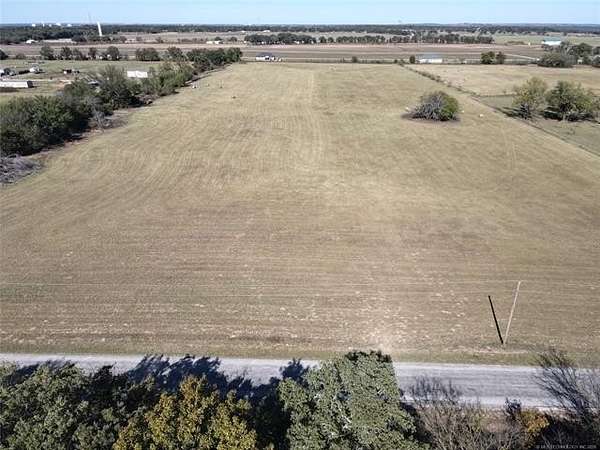 16.4 Acres of Land for Sale in Marietta, Oklahoma
