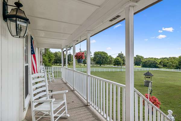 5 Acres of Land with Home for Sale in Franklin, Tennessee