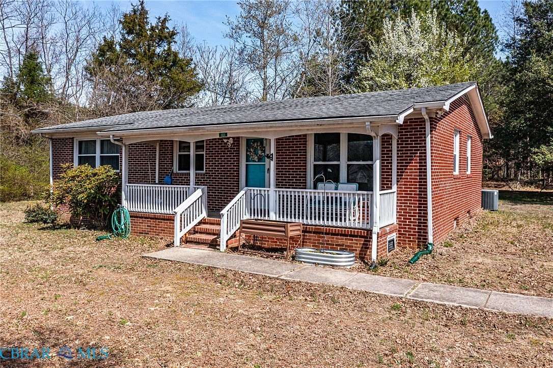 5 Acres of Land with Home for Sale in Lancaster, Virginia