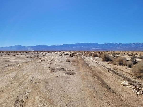 2.5 Acres of Land for Sale in Lucerne Valley, California