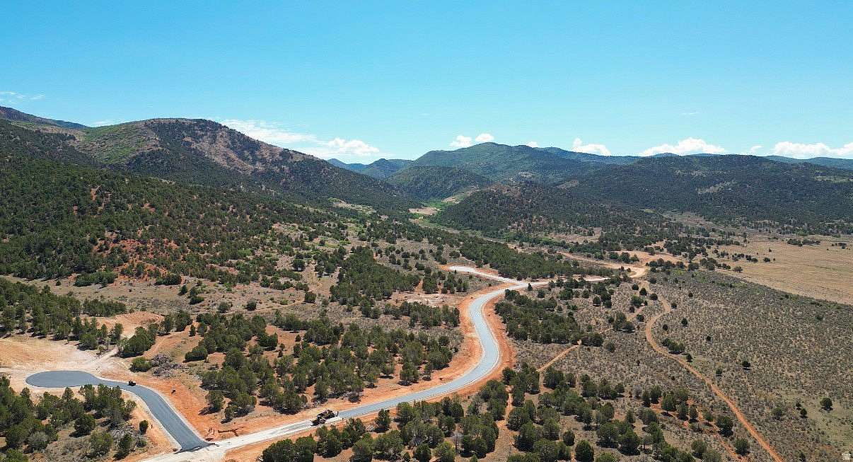 0.66 Acres of Residential Land for Sale in Birdseye, Utah