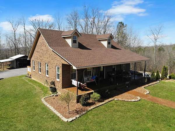 15.5 Acres of Land with Home for Sale in Big Rock, Tennessee