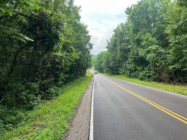 5.5 Acres of Residential Land for Sale in Chapel Hill, Tennessee