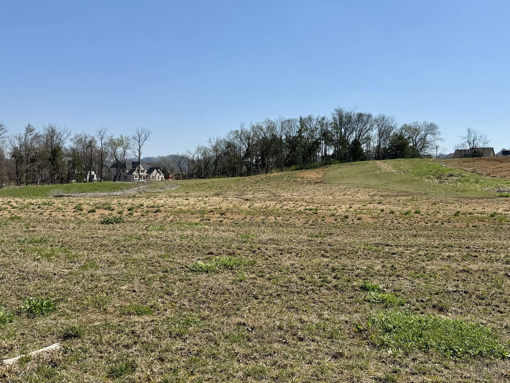 1.59 Acres of Land with Home for Sale in Brentwood, Tennessee
