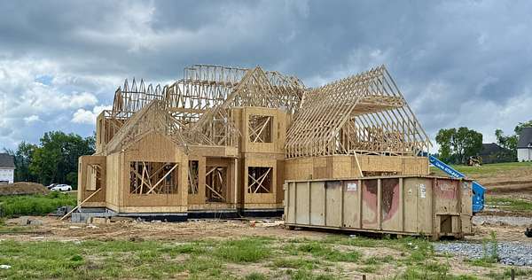 1.59 Acres of Land with Home for Sale in Brentwood, Tennessee