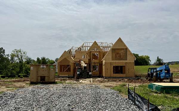 1.59 Acres of Land with Home for Sale in Brentwood, Tennessee