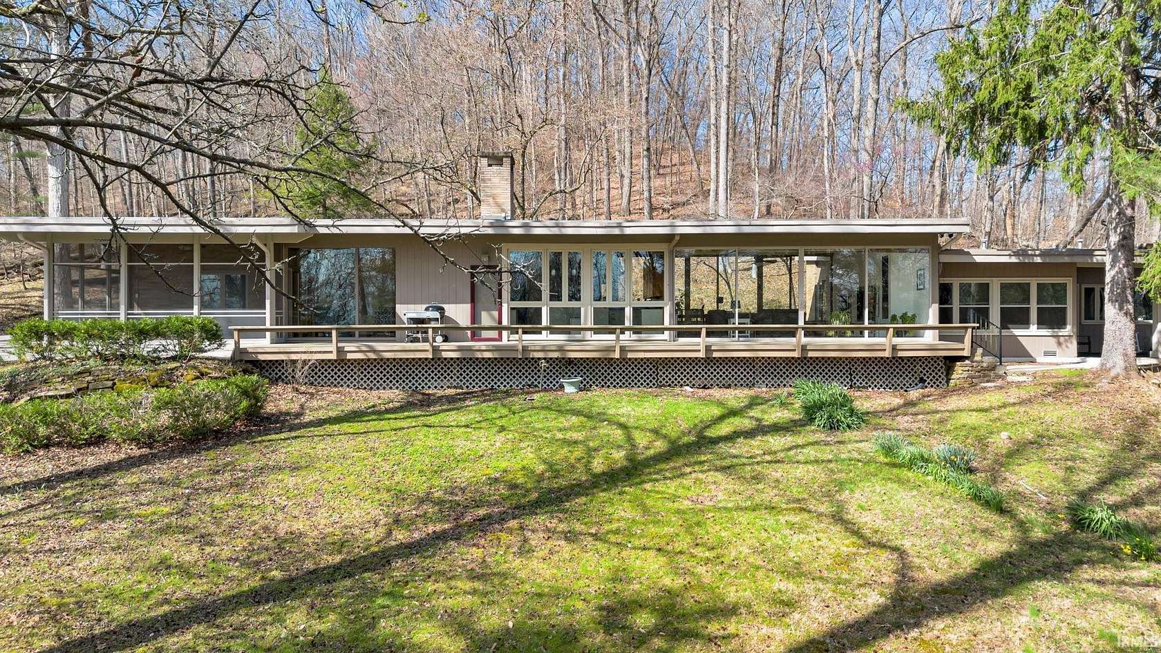 4.14 Acres of Land with Home for Sale in Columbus, Indiana