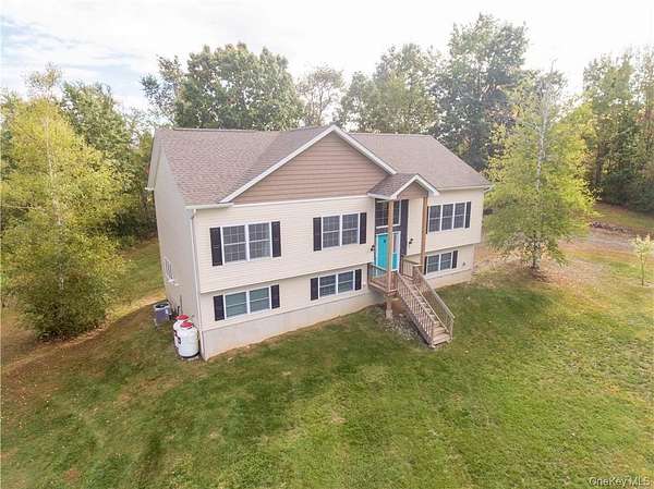 2 Acres of Land with Home for Sale in Marlboro, New York