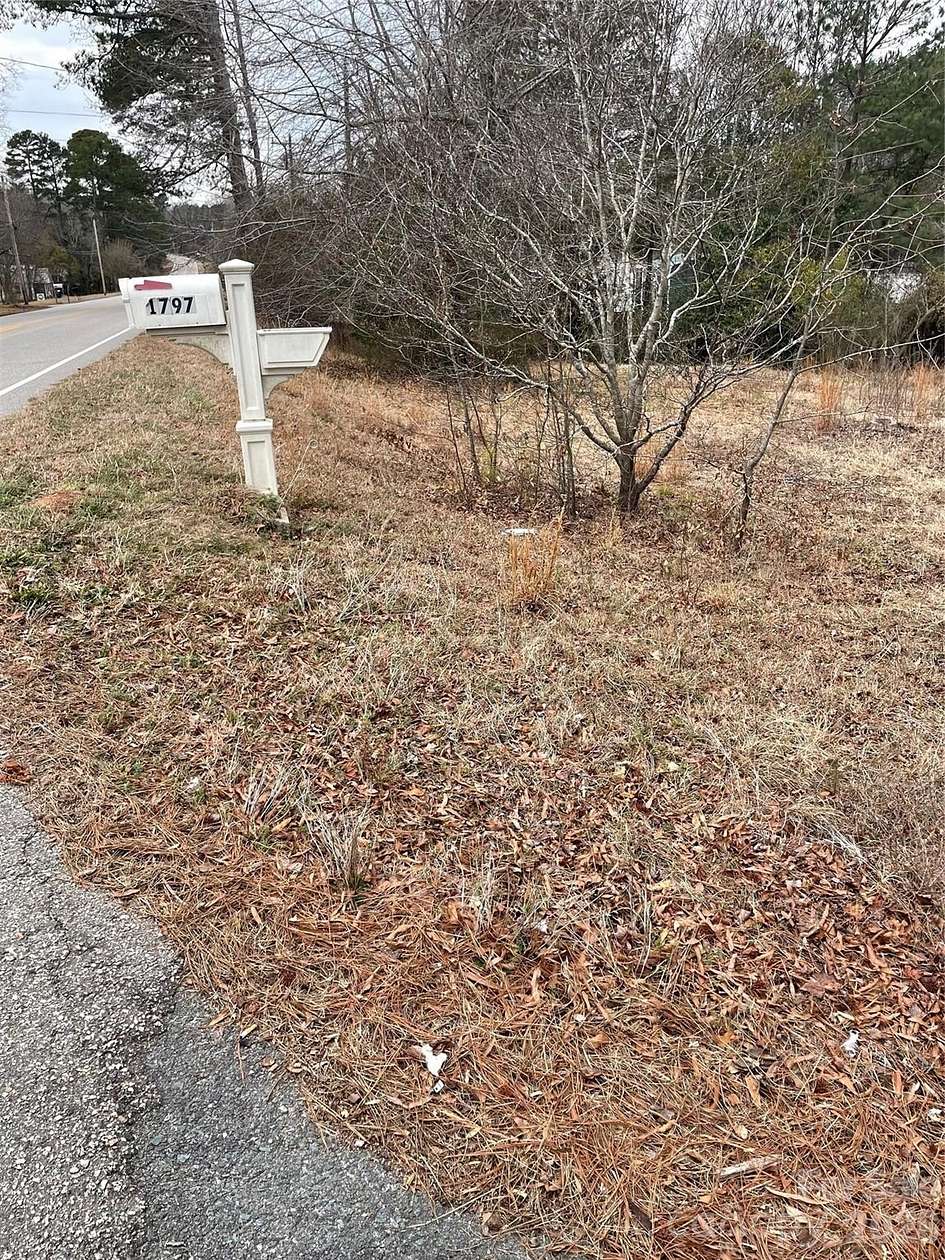 1 Acre of Residential Land for Sale in Wadesboro, North Carolina