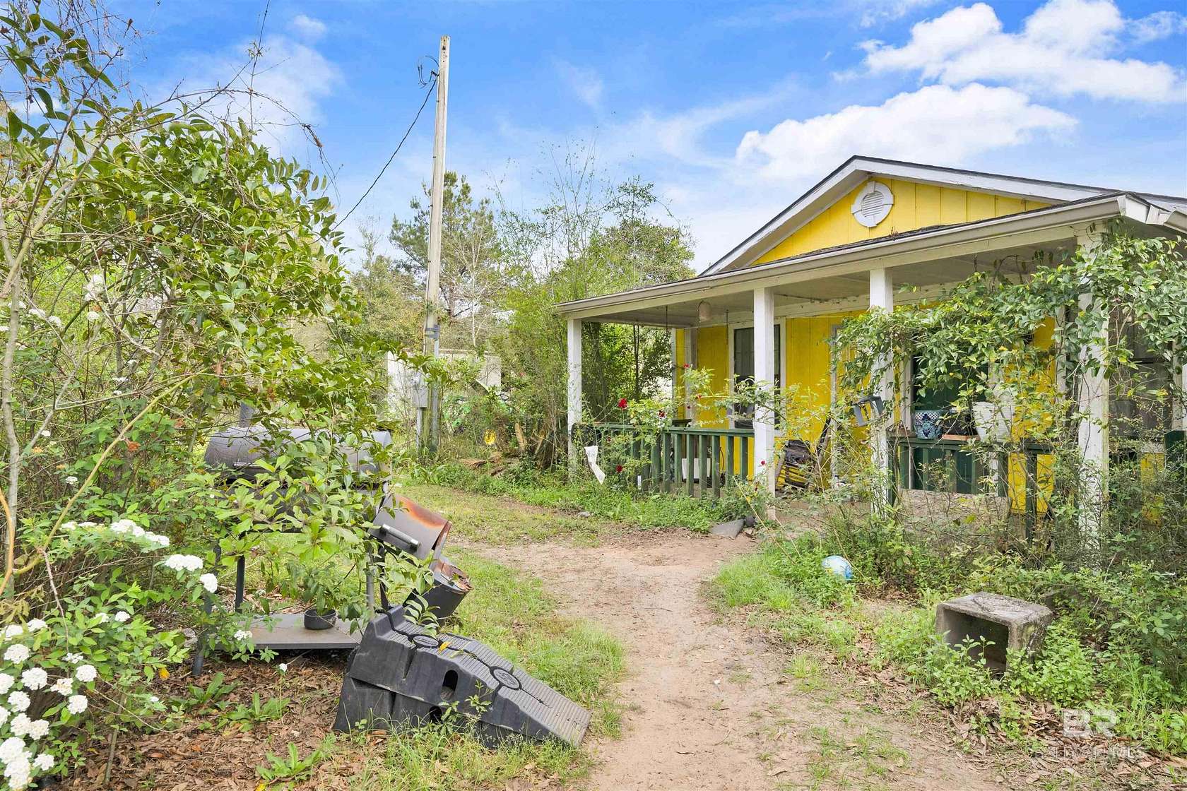 14 Acres of Land with Home for Sale in Robertsdale, Alabama