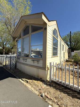 4.67 Acres of Land with Home for Sale in Lancaster, California