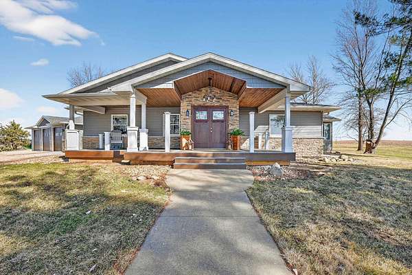 2.57 Acres of Land with Home for Sale in Waterloo, Iowa