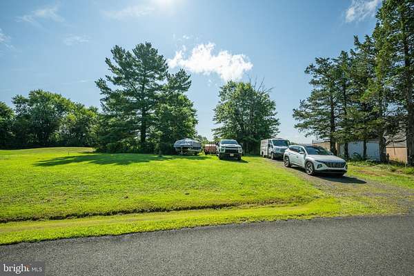 0.51 Acres of Residential Land for Sale in Kintnersville, Pennsylvania