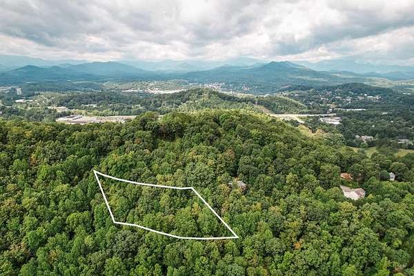 1 Acre of Residential Land for Sale in Franklin, North Carolina