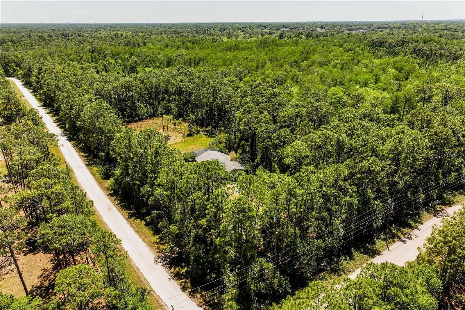 5 Acres of Residential Land for Sale in Geneva, Florida