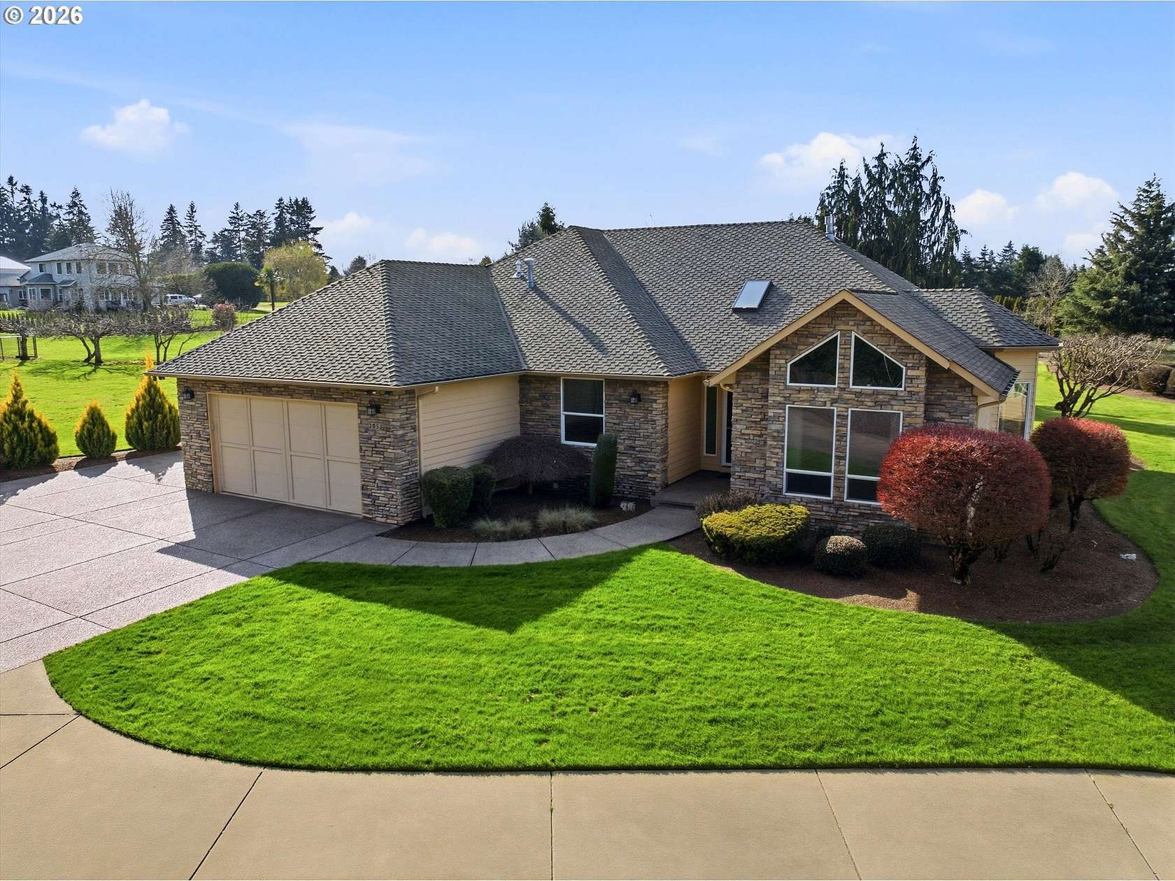 2.5 Acres of Land with Home for Sale in Salem, Oregon