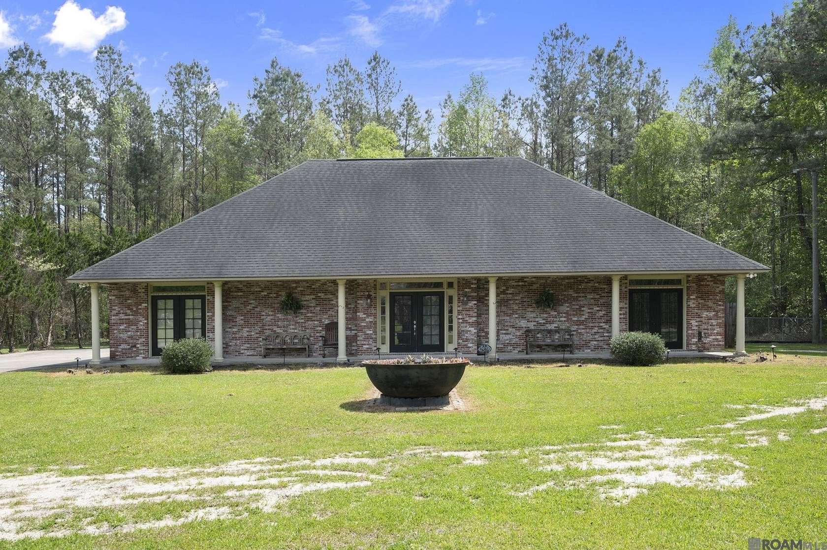 10.2 Acres of Land with Home for Sale in Independence, Louisiana