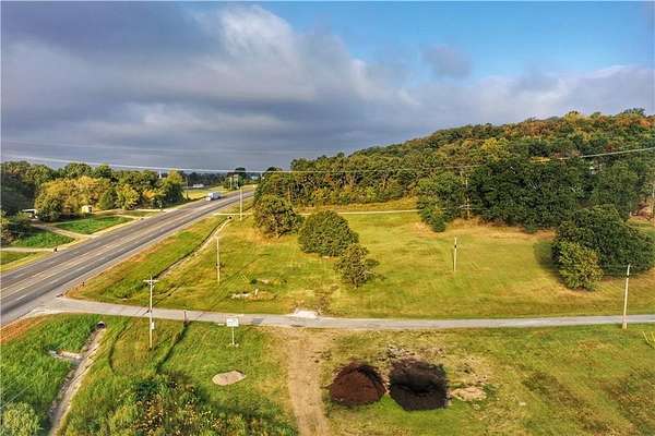 10.4 Acres of Mixed-Use Land for Sale in Springdale, Arkansas