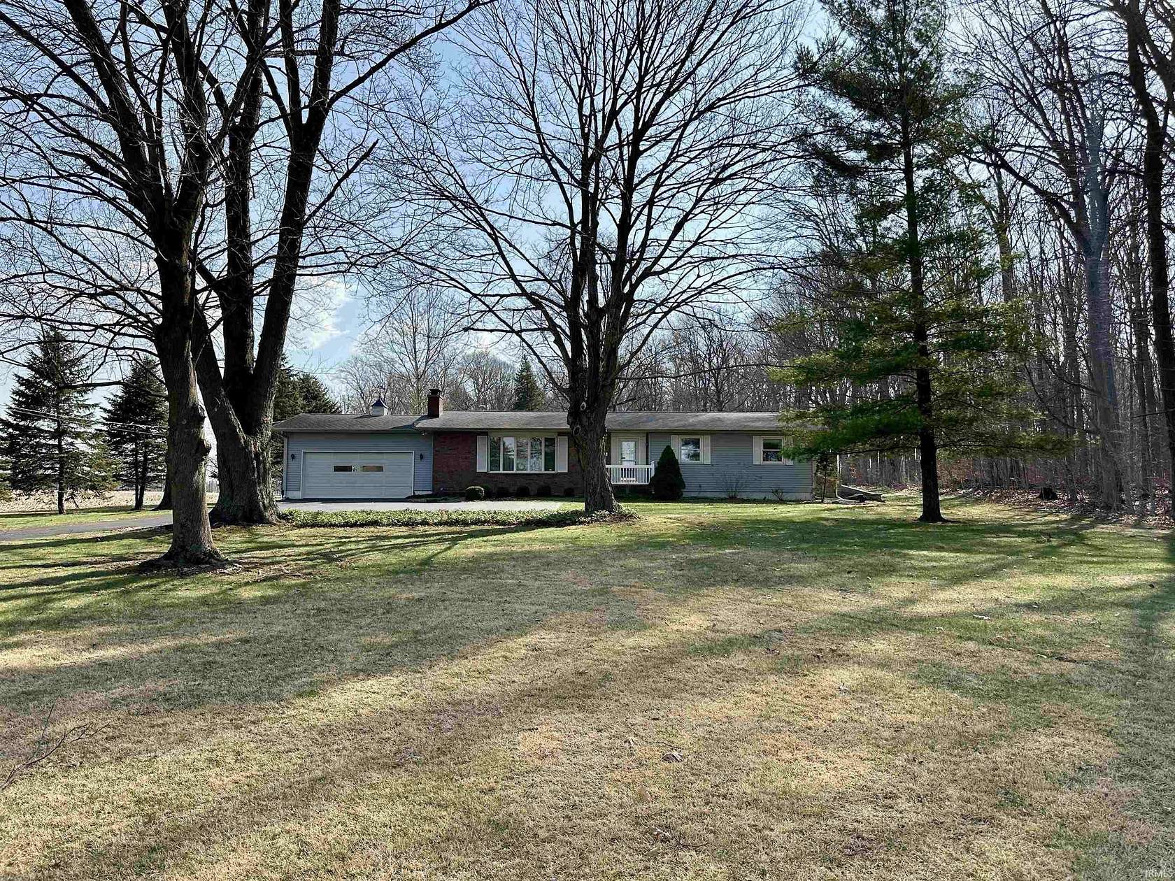 1.6 Acres of Land with Home for Sale in Syracuse, Indiana