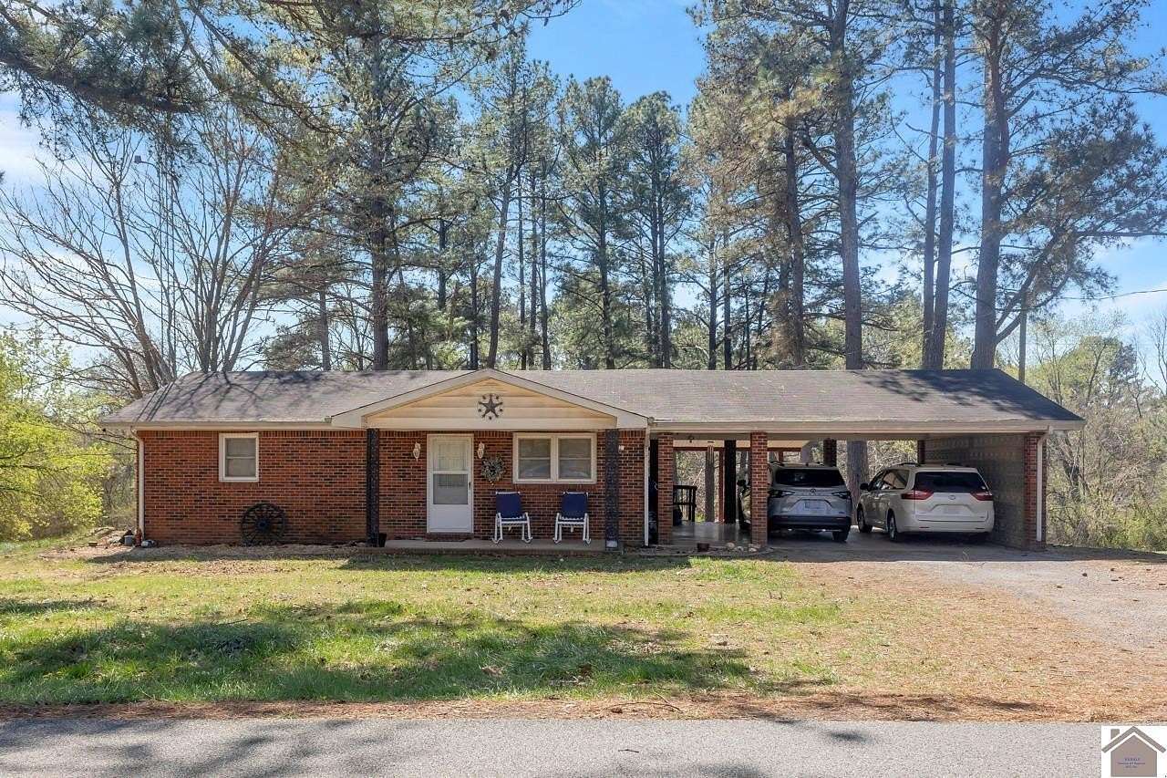 1.75 Acres of Land with Home for Sale in Hardin, Kentucky