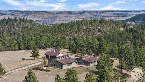 20 Acres of Recreational Land with Home for Sale in Columbus, Montana