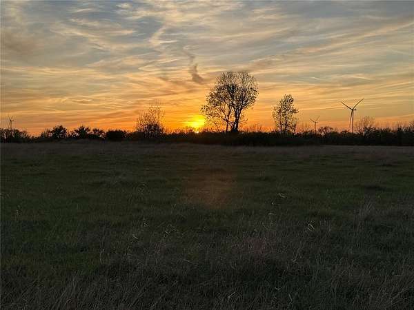 80 Acres of Land for Sale in Crescent, Oklahoma