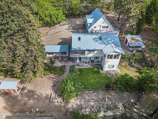 2.5 Acres of Land with Home for Sale in Hunters, Washington